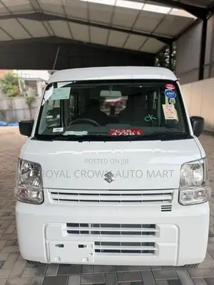 Suzuki Every 2024