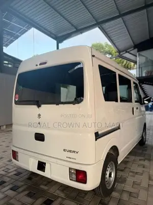 Suzuki Every 2024