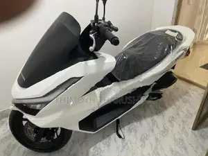 Honda PCX 2025