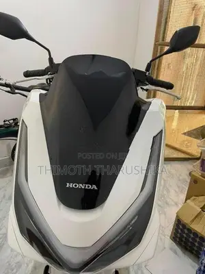 Honda PCX 2025