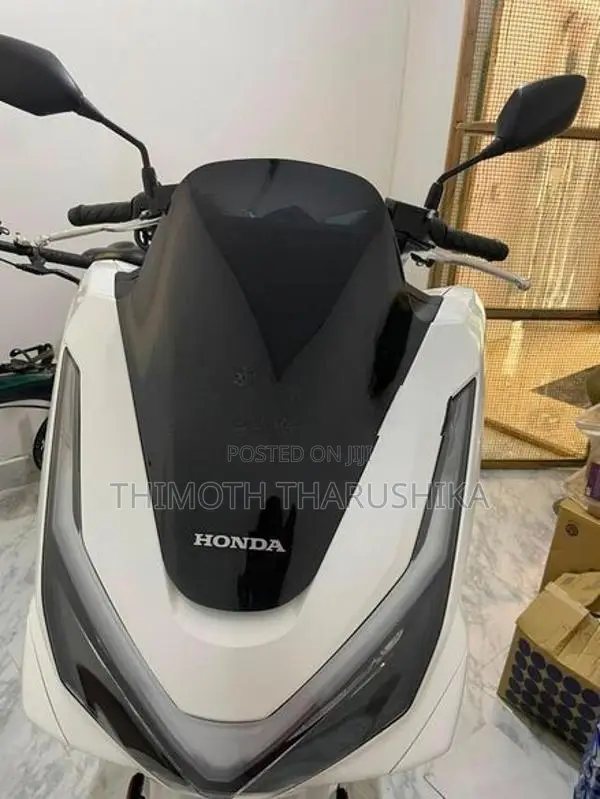 Honda PCX 2025