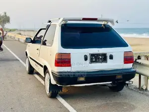 Nissan March 1990