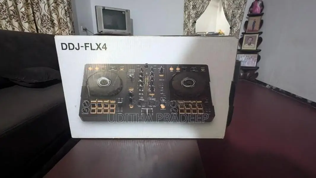 DDJ FLX4 Console