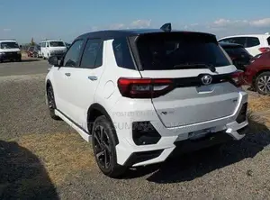 Toyota Raize Z Hybrid 2025