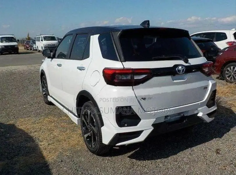 Toyota Raize Z Hybrid 2025
