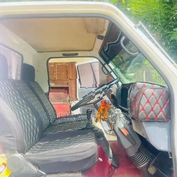 Isuzu 250 1984