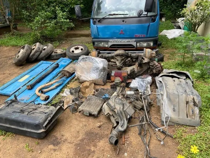 Mitsubishi Canter Crewcab