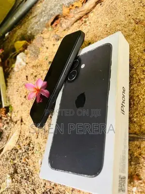 Apple iPhone 16 128GB (Used)