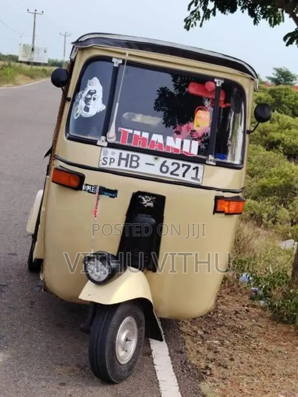 Bajaj RE 2004