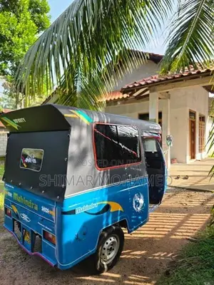 Mahindra Alfa 2011