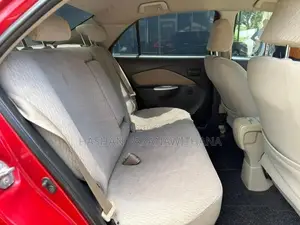 Toyota Yaris 2006
