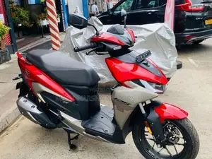 Hero XOOM 125R 2026