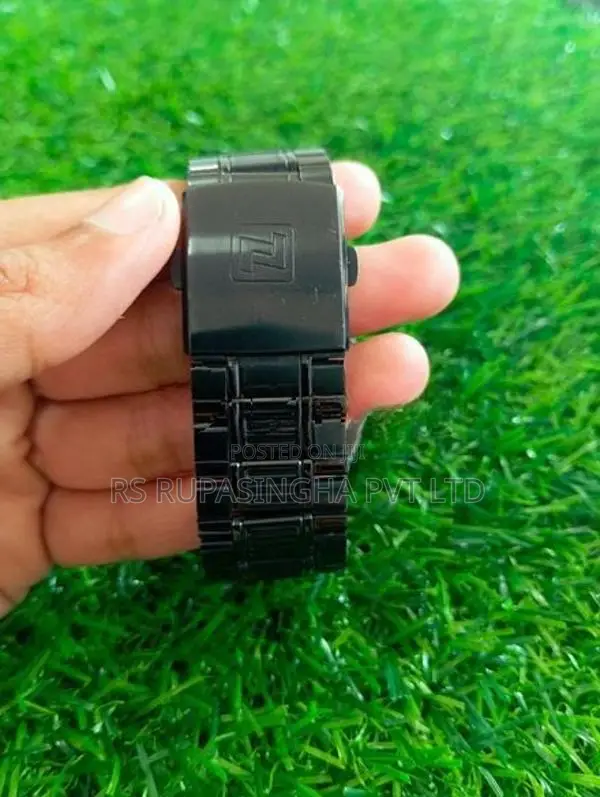 Naviforce Gentlemen Hand Watch