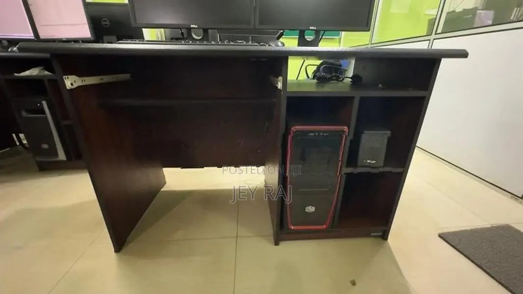 Computer Table