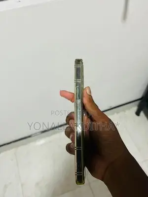 Samsung Galaxy A20s (Used)