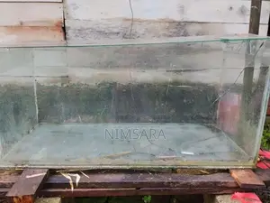 මාළු ටැංකියක් විකිනිමට