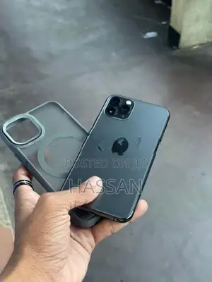 Apple iPhone 11 Pro (Used)