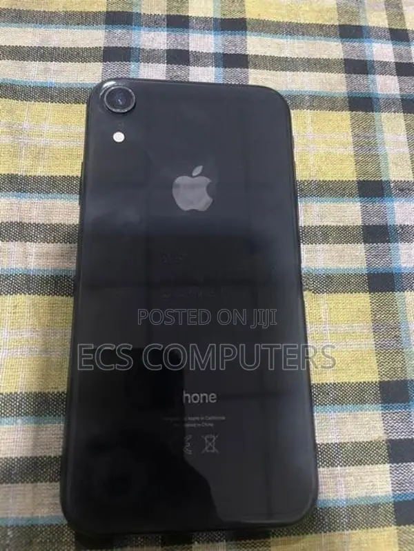Apple iPhone XR (Used)