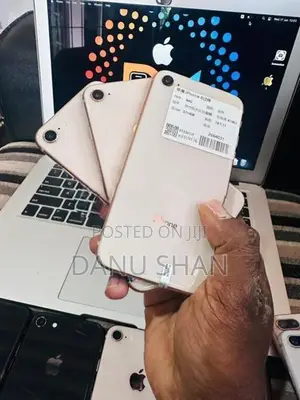 Apple iPhone 8 (Used)