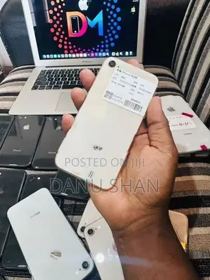 Apple iPhone 8 (Used)