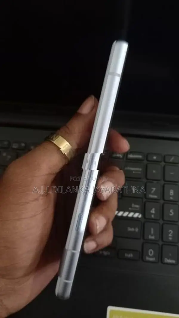 Google Pixel 7a (Used)