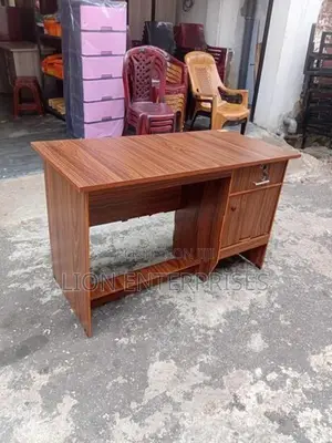 4ft Melamine Office Tables