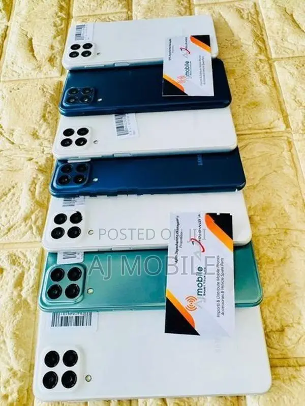 Samsung Galaxy M33 6GB / 128GB (Used)