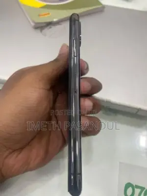 Apple iPhone XS (Used)