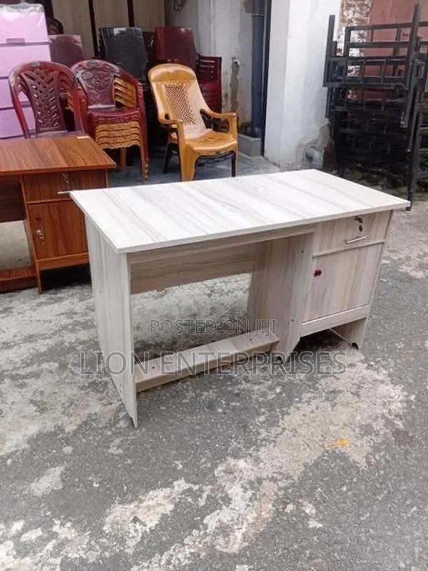 Melamine Office Tables 4ft