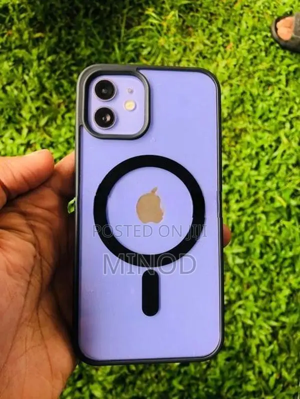 Apple iPhone 12 (Used)