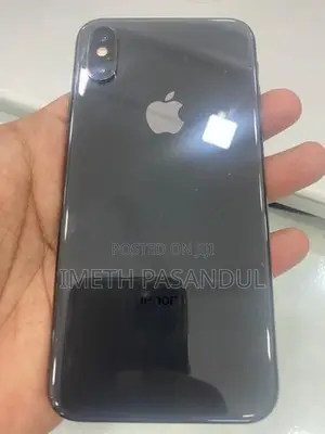 Apple iPhone XS (Used)