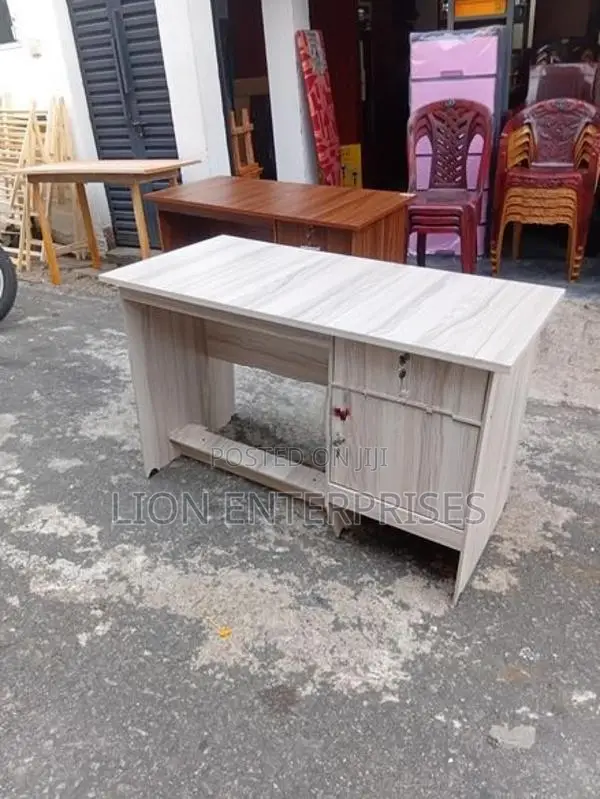 Melamine Office Tables 4ft