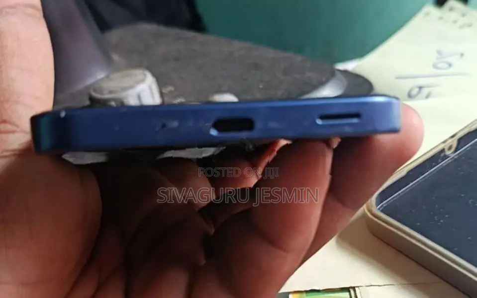 Samsung Galaxy A17 (Used)