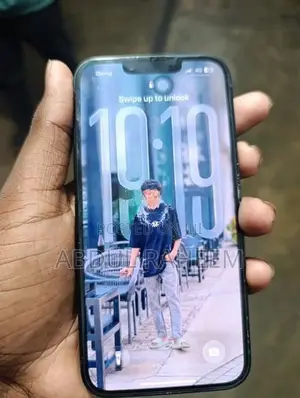 Apple iPhone 14 (Used)