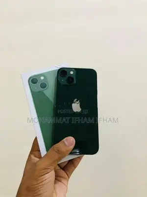 Apple iPhone 13 (Used)