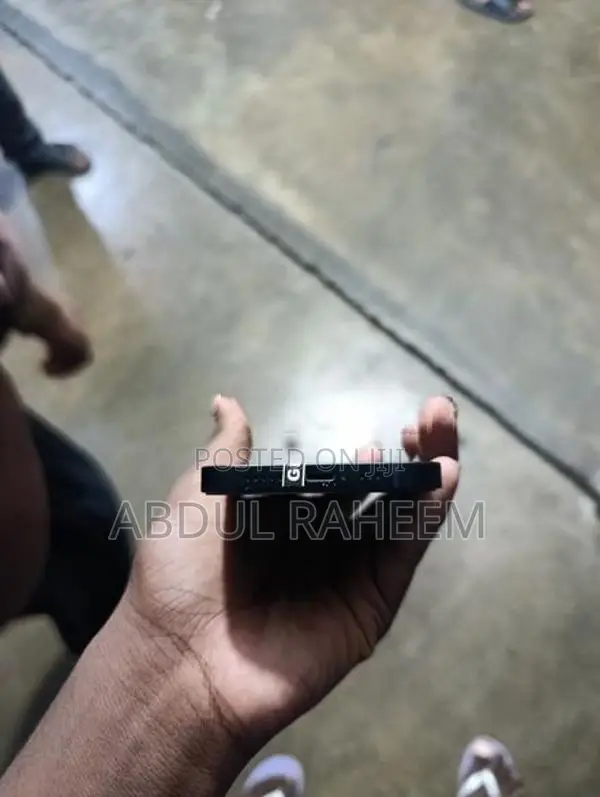 Apple iPhone 14 (Used)