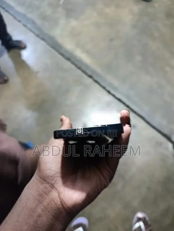 Apple iPhone 14 (Used)