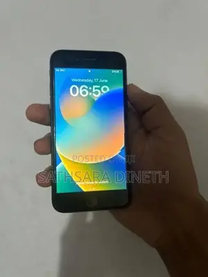 Apple iPhone 8 (Used)