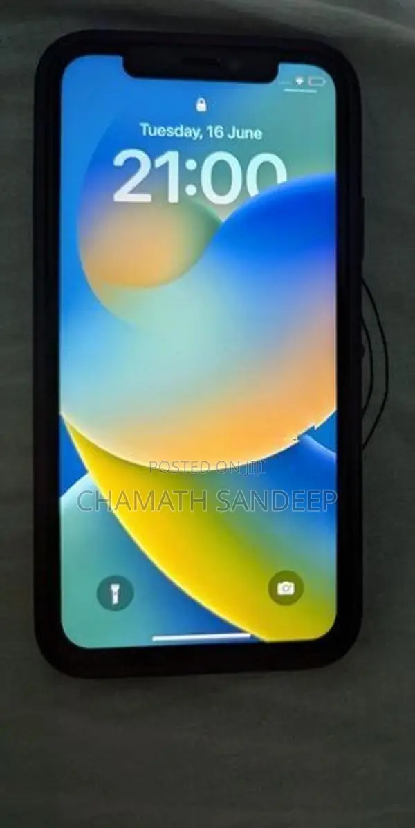 Apple iPhone X (Used)