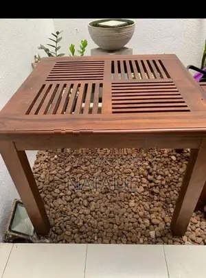 Table Teak