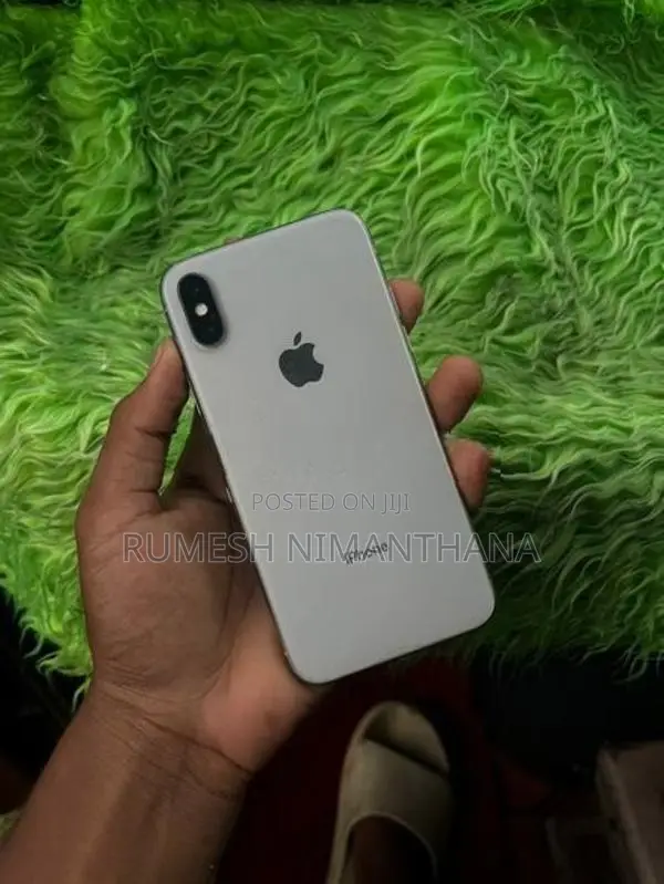 Apple iPhone 11 (Used)
