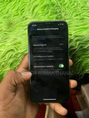 Apple iPhone 11 (Used)