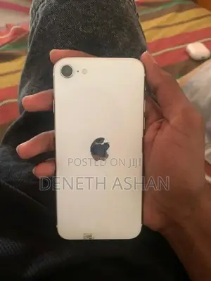Apple iPhone SE 2 (Used)