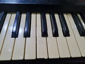 Roland E-14 Keyboard