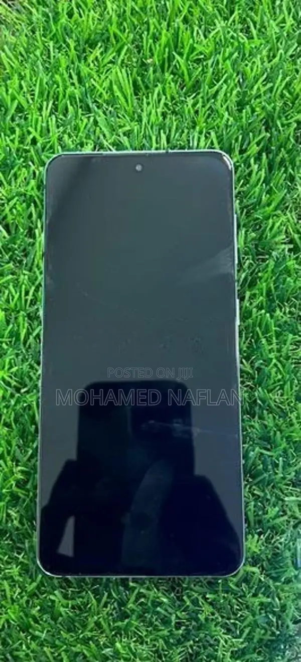 Samsung Galaxy S21 (Used)