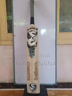 English Willow Cricket Bat