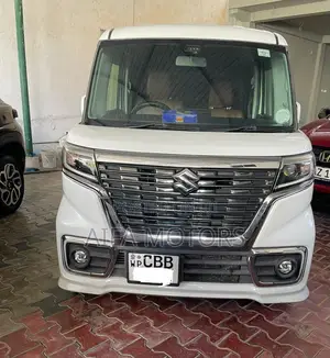 Suzuki Spacia 660 Hybrid FWD 2018 White