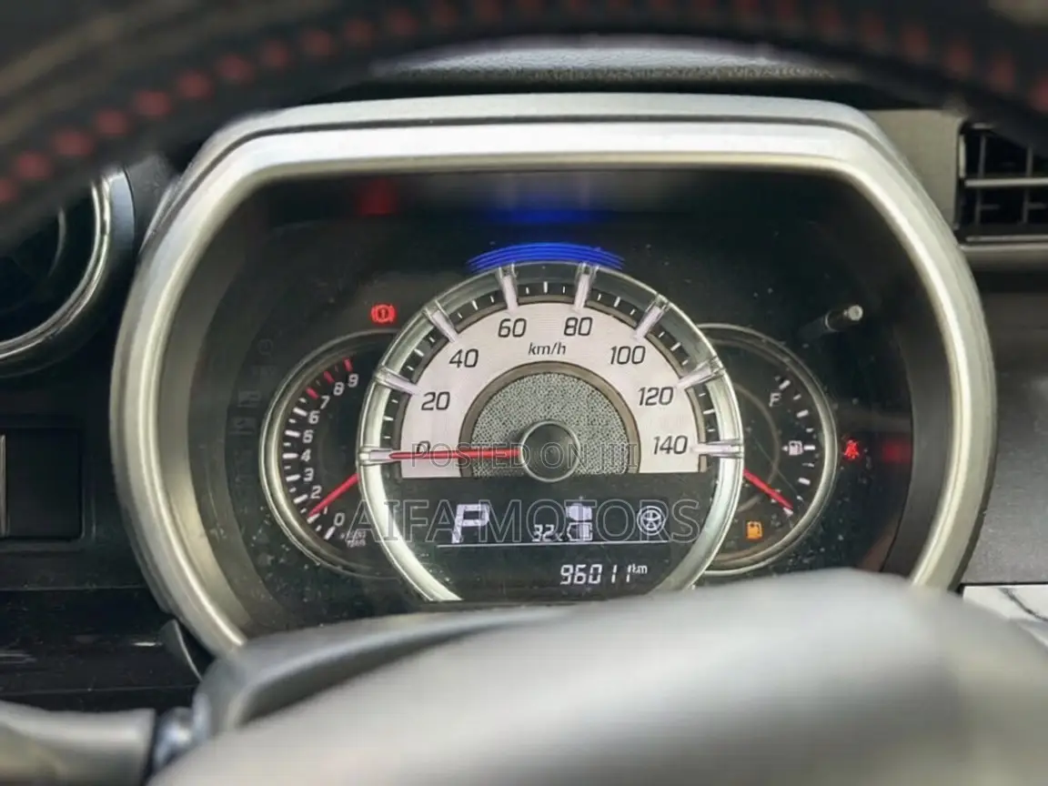 Suzuki Spacia 660 Hybrid FWD 2018 White