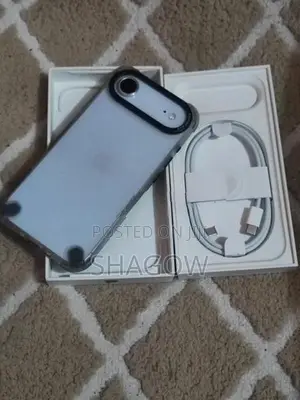 Apple iPhone Air (Used)