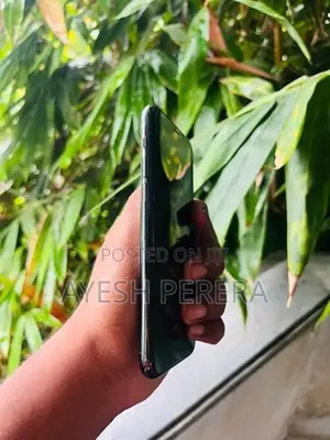 Apple iPhone 11 Pro (Used)